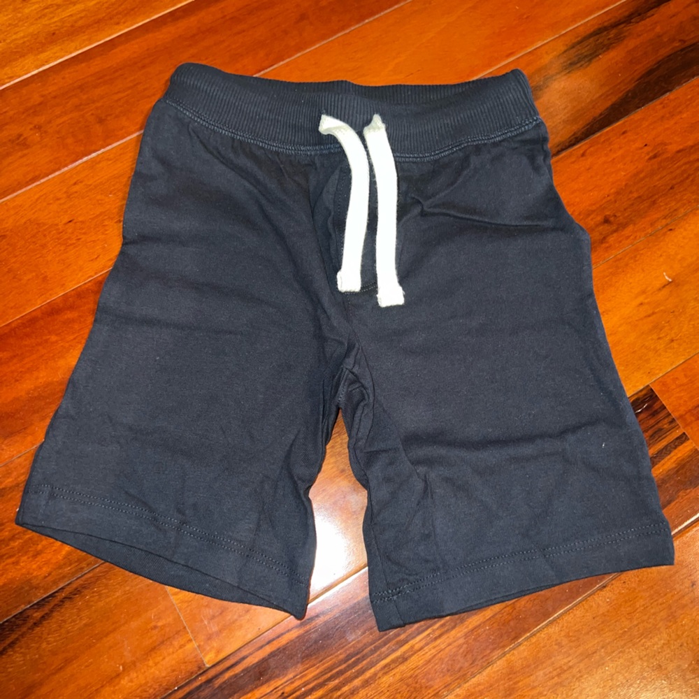 4T Old Navy shorts